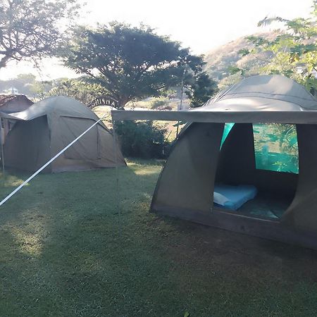 Corto Novo Maison D'Hotes-Camping Nosy-Be Quarto foto